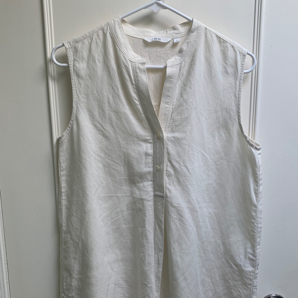 Uniqlo Linen Blend Tank